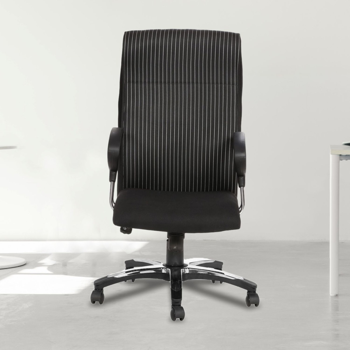 ML-558 THE RAYA HB EXECUTIVE CHAIR BLACK WITH WHITE STRIPES