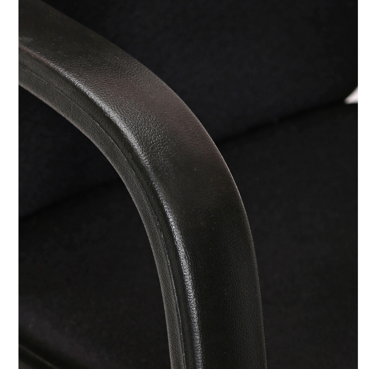 ML-1022-EXECUTIVE CHAIR IN BLACK COLOR - Image 6