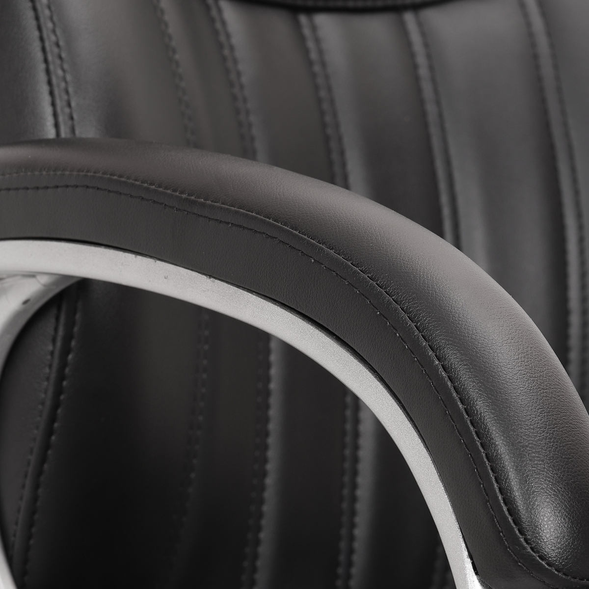 ML-1140 EXECUTIVE OFFICE CHAIR IN BLACK - Image 6