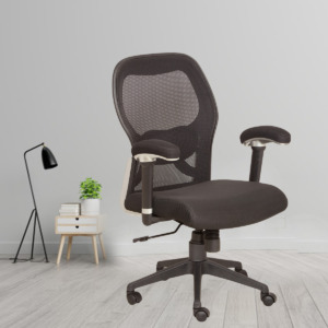 ML-1643 Executive Office Chair In Black Color